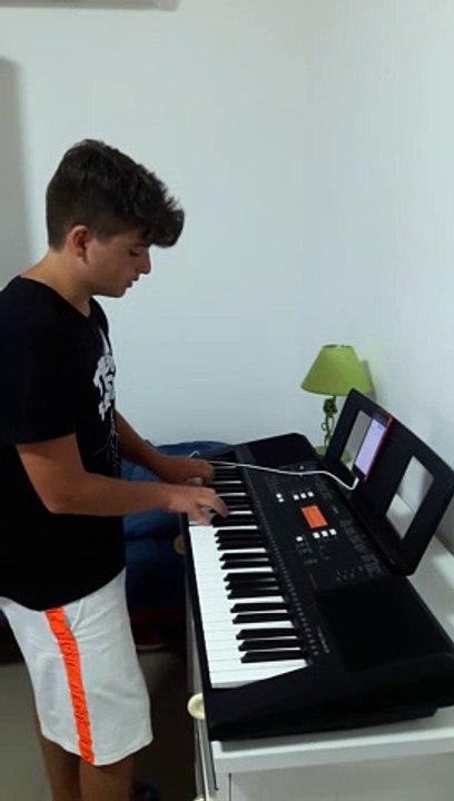 Prove per il TALENT SHOW - Matteo Giordano-  Eurecastyle animazione Villaggio camping Lungomare Cropani Marina   - ESTATE 2020