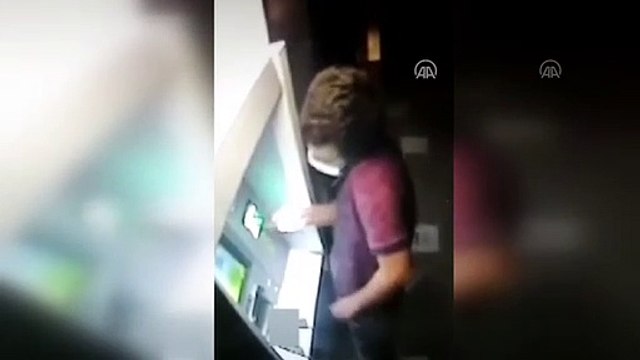 ATM'lere kopyalama düzeneği! Kartları kopyalayan 2 kişi yakalandı