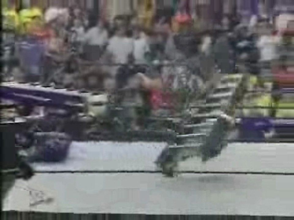 eddie guerrero vs rey mysterio ( summer slam 2005 ) part 2