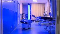 Blitzsauber und keimfrei - Portugal testet Desinfektionsroboter im Krankenhaus