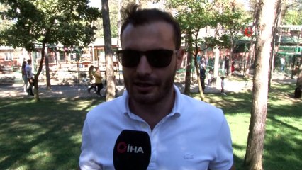 Ayı Silva havuzunda banyo yaptı, vatandaşlar ilgiyle izledi