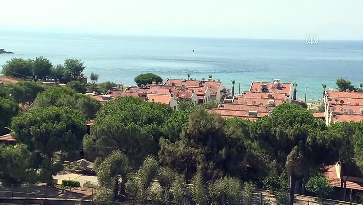 İzmir'deki orman yangınında soğutma çalışmaları devam ediyor