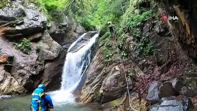 Bursalılar 40 derecede yanarken, onlar 7-8 derecede yüzdü