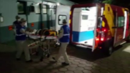 Tentando entrar na cadeia para arremessar celulares, homem é baleado e encaminhado ao HU