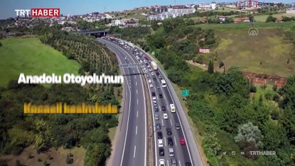 Dönüşe geçen tatilciler Anadolu Otoyolu'nda yoğunluk oluşturuyor