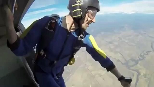Il a eu une crise d’épilepsie en plein saut en parachute