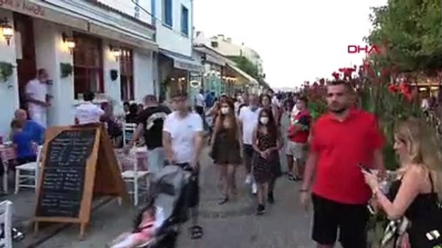 Bozcaada bayram tatilinde dolup taştı