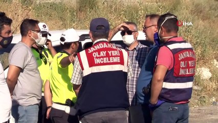 Gurbetçi ailenin otomobili tıra çarptı: 5 ölü