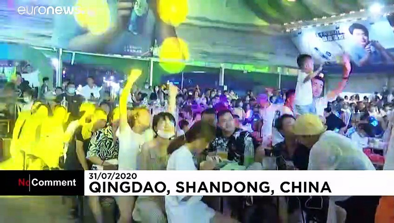 Koronavirüsün çıkış noktası Çin'de 'salgını unutturan' bira festivali