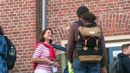 In Germany, pupils go back to school despite threat of the virus