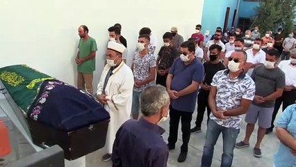 Batan teknede hayatını kaybeden kadın toprağa verildi - İZMİR