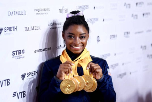 Simone Biles Confirms She’s Dating NFL Player Jonathan Owens With a Sweet Post