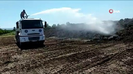 Kurban atıklarını etrafa saçtılar, ekipler müdahale etti