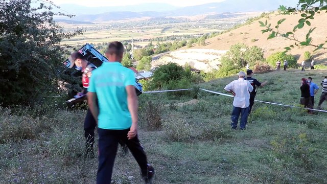 13 yaşındaki çocuğun kullandığı traktör devrildi: 1 ölü, 1 yaralı - BOLU