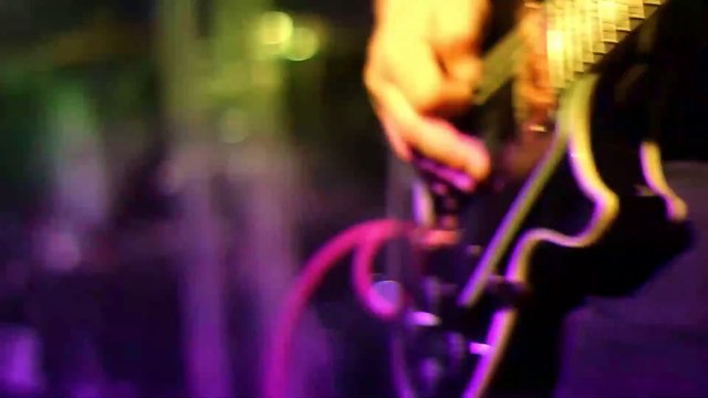 25) Music. Guitar Bass. Shinzo Rail. Freedom Trail Studio. Dance et électro. Dramatique