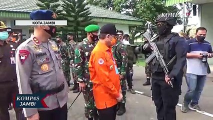 Fachrori Lepas Tim Satgas Karhutla Patroli