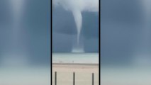 Une impressionnante trombe marine a été observée sur la côte belge lundi