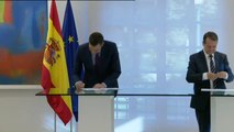 Sánchez firma el acuerdo con la Federación Española de Municipios y Provincias