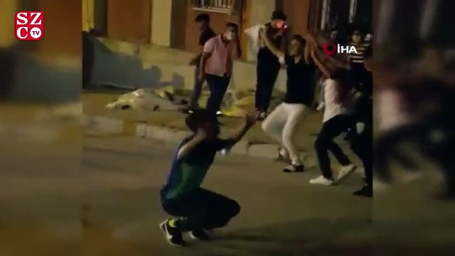 Asker uğurlama gecesinde koronaya aldırış etmeden halay çektiler