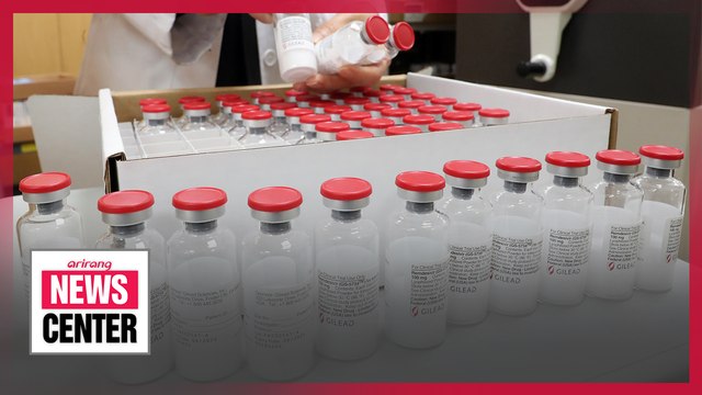 렘데시비르 투여 106명 중 4명 '이상반응'…약물효과 검토중 South Korea has been treating some coronavirus patients with the antivirual drug remdesivir, and so far, out of 106 of them, four have had abnormal reactions to the drug. That's according to the Central Disease Contro