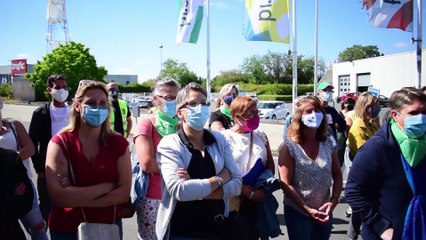 Le personnel de Brantano réclame justice devant le magasin de Champion