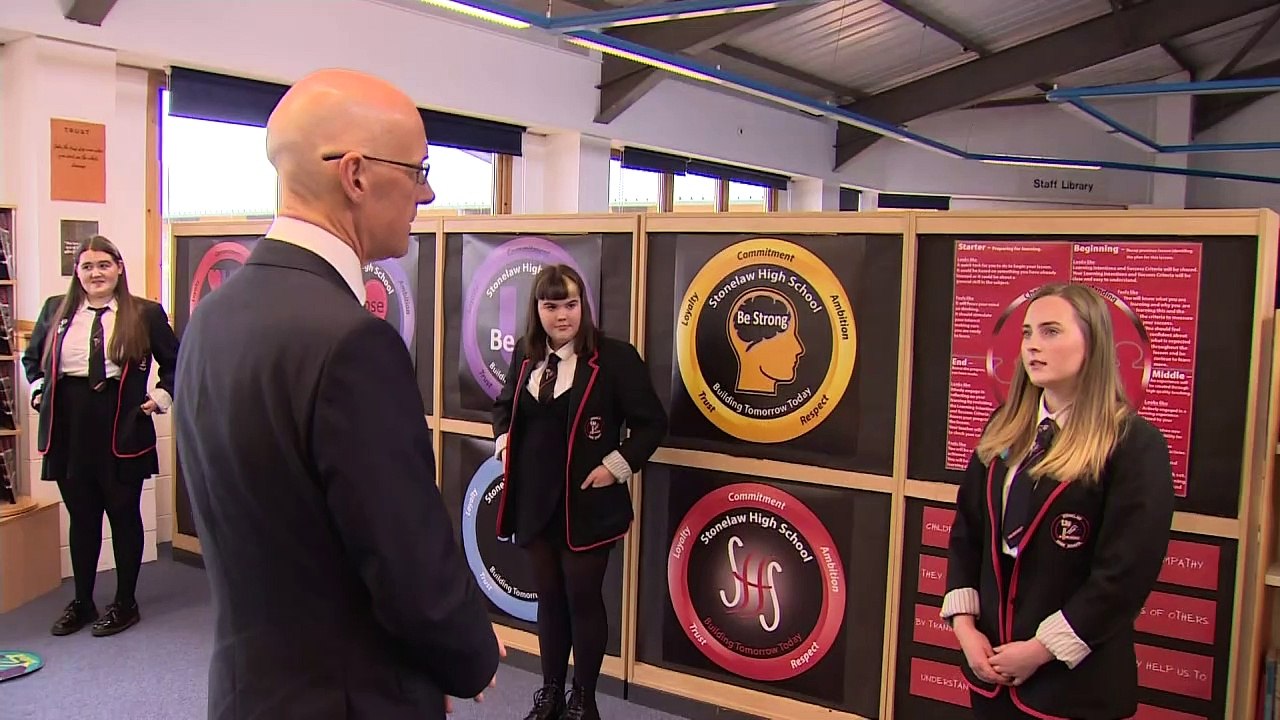 Swinney visits school in Scotland on exams Resu...