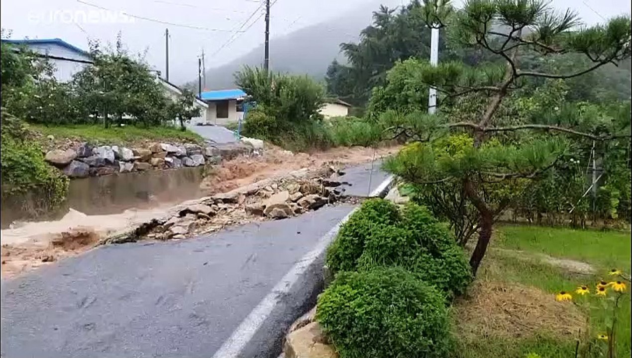 Torrential rain causes flooding and landslides in South Korea, leaving 6 dead