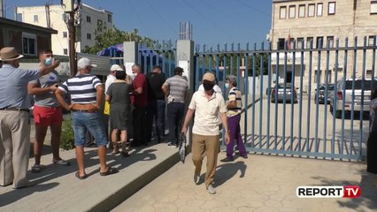 8 drejtorë në 10 muaj në Kadastrën Vlorë! Radhë të gjata : Na gënjejnë, askush nuk merr përgjegjësi