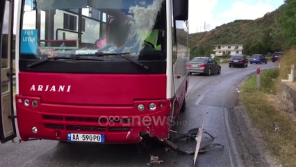 Ora News - Aksidenti që bllokoi trafikun në Fier-Levan sot në mëngjes