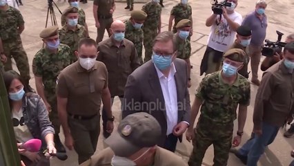 Vuçiç kercenon Kosoven