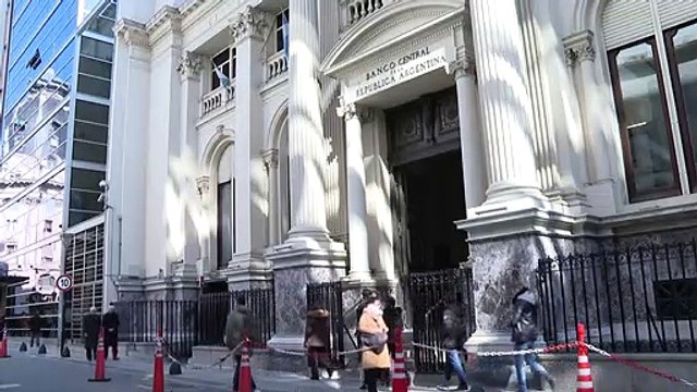 Argentina anuncia acuerdo con acreedores para canje de deuda