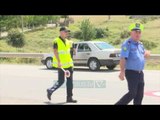 3 të rinj u kapën duke transportuar 9 emigrantë të paligjshëm - News, Lajme - Vizion Plus