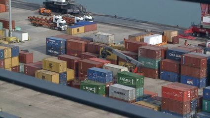 Top News - Bllokohen 110 mijë euro/ Porti i Durrësit, kapen 545 celulare