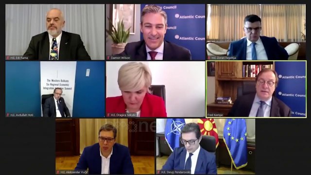 Ora News - Udhëheqësit e Ballkanit Perëndimor pajtohen për lëvizje të lirë në rajon