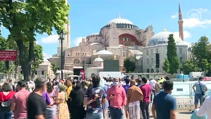 Ayasofya-i Kebir Cami-i Şerifi'ne Kurban Bayramı'nın son gününde de ilgi sürüyor