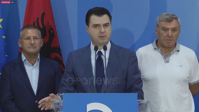 Ndryshimet Kushtetuese, Basha: Maskarade, por makinacioni nuk e ndal rotacionin politik