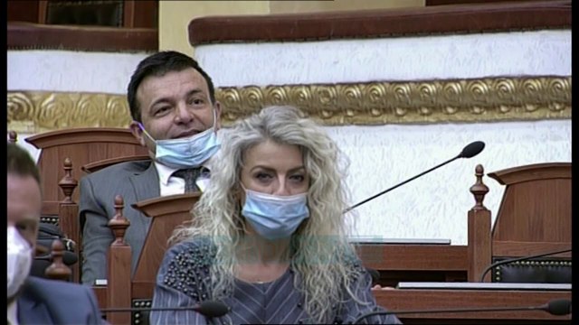 Parlamenti miraton me 106 vota hapjen e listave - News, Lajme - Vizion Plus