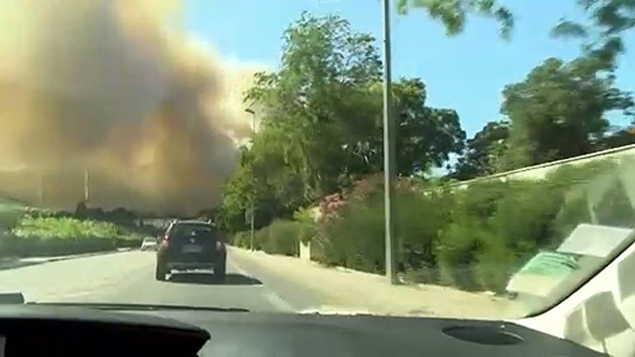 Feu De Port De Bouc Video Dailymotion