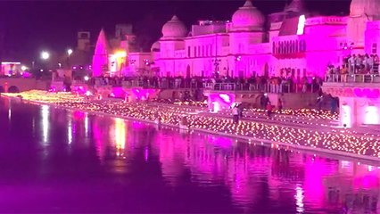 Ram Mandir Bhumi Pujan: अयोध्या 1.25 लाख दीपों से जगमगाया Ayodhya mein diye jale Boldsky