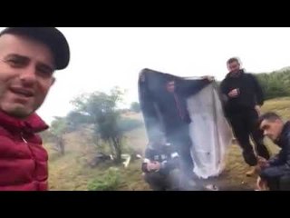 Vazhdon protesta në Siniçan, banorët nuk zmbrapsen edhe përkundër reshjeve të shiut