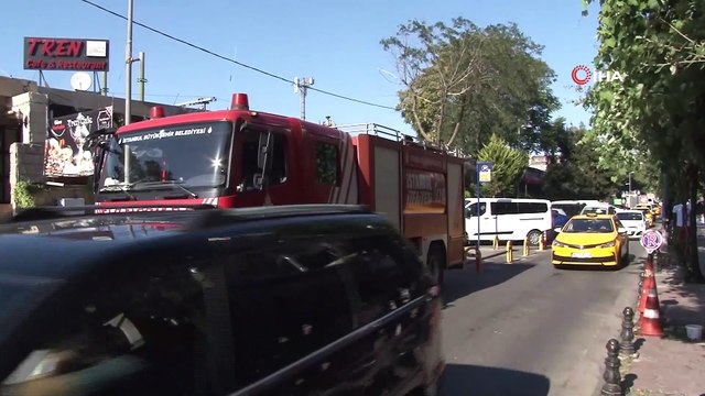 Marmaray'da bir kişi raylara atlayarak intihar etti