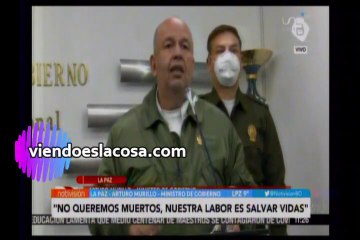 Conferencia de prensa de Arturo Murillo sobre bloques a cisternas de oxígeno