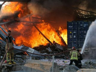Hunderte Verletzte: Gewaltige Explosion erschüttert Beirut