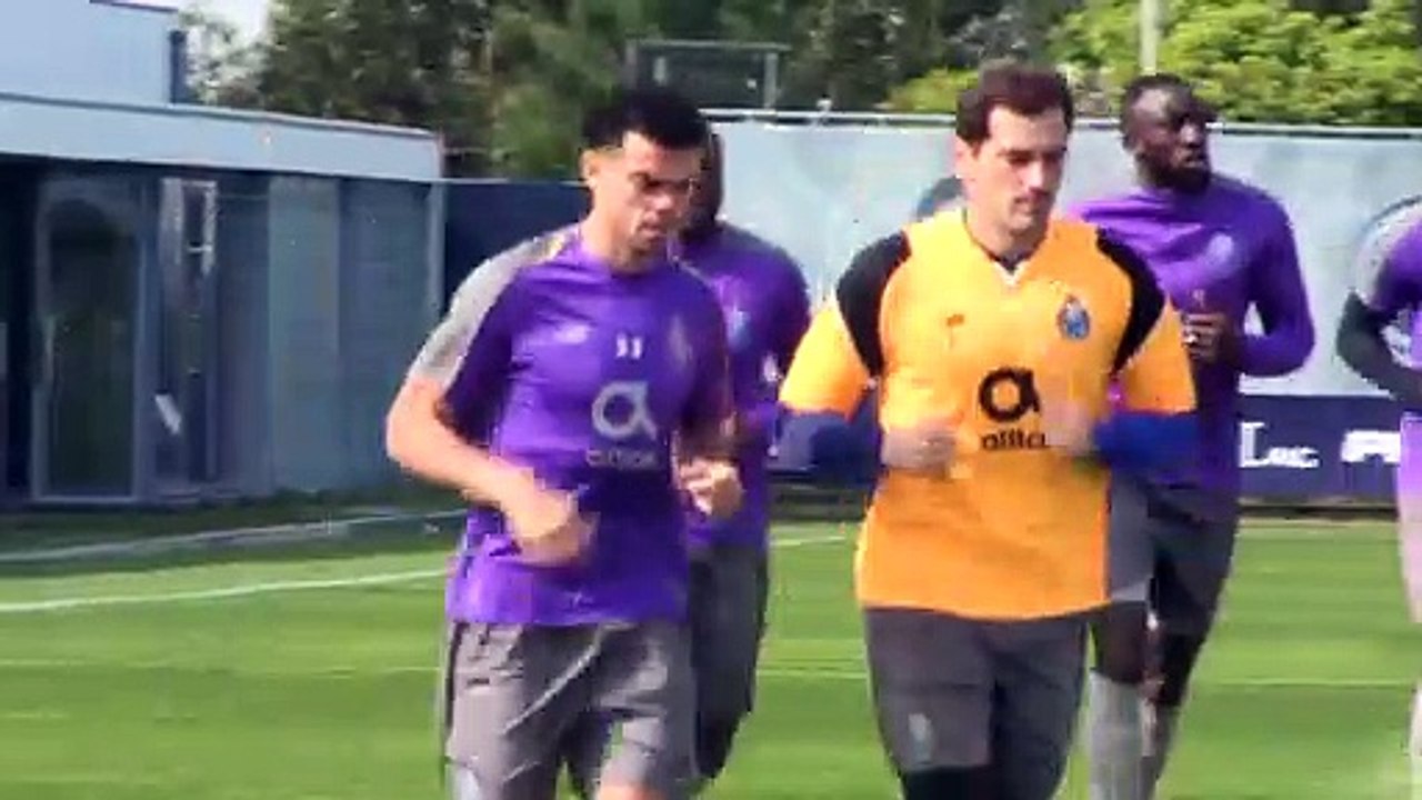 Adiós, "San" Iker: Real-Ikone Casillas hängt Handschuhe an den Nagel