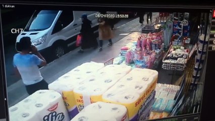 Eyüpsultan'da yol ortasında vurulan genç ağır yaralandı - İSTANBUL