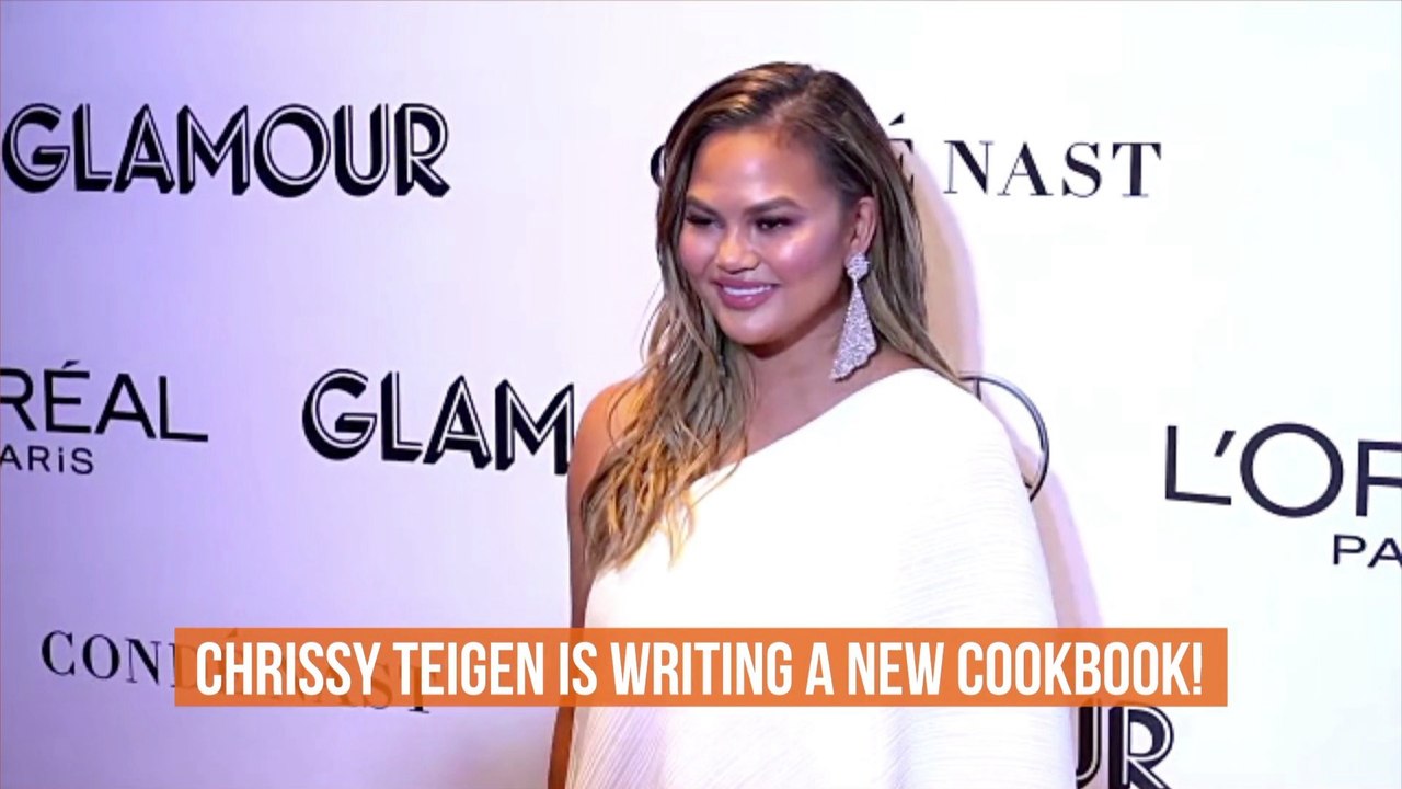 Chrissy Teigen Teaches Cooking