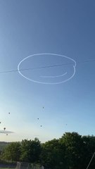 Airplane Draws Smiley Face in Sky With Contrail