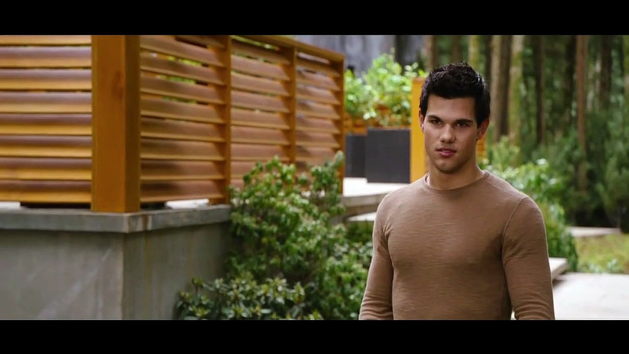Twilight, chapitre 5 : révélation, 2e partie (2012) - Bande annonce