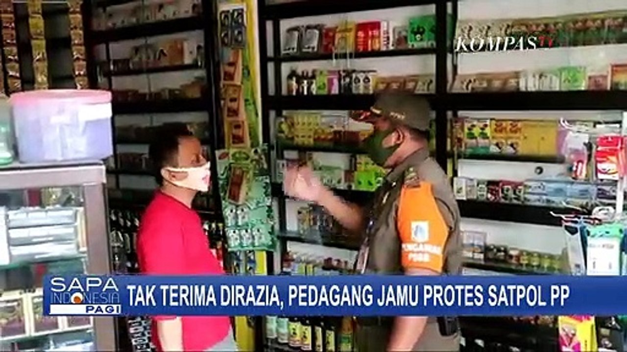 Tak Terima Dirazia Masker, Penjual Jamu Adu Mulut dengan Petugas Satpol PP