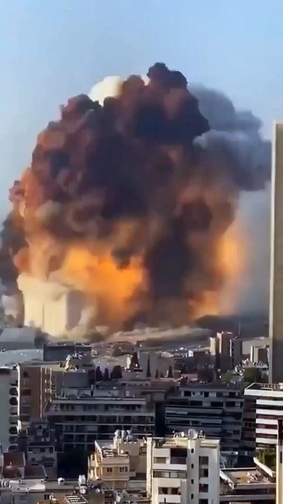 কি ভয়াবহ বিস্ফোরণ!  Please pray for Beirut, Lebanon